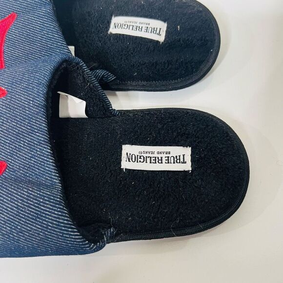 True Religion Men’s Slippers New! Blue Red Size 8-9 - Picture 2 of 5